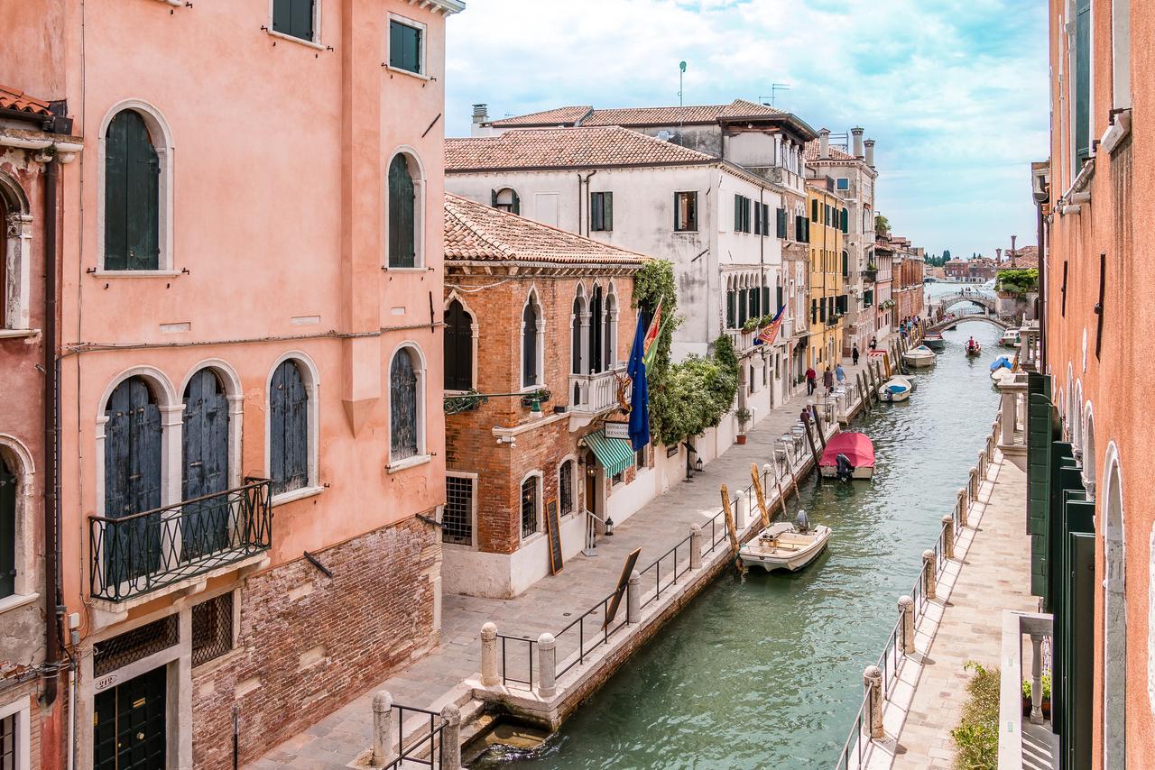 Spirito Santo Canal View By Lionhost *