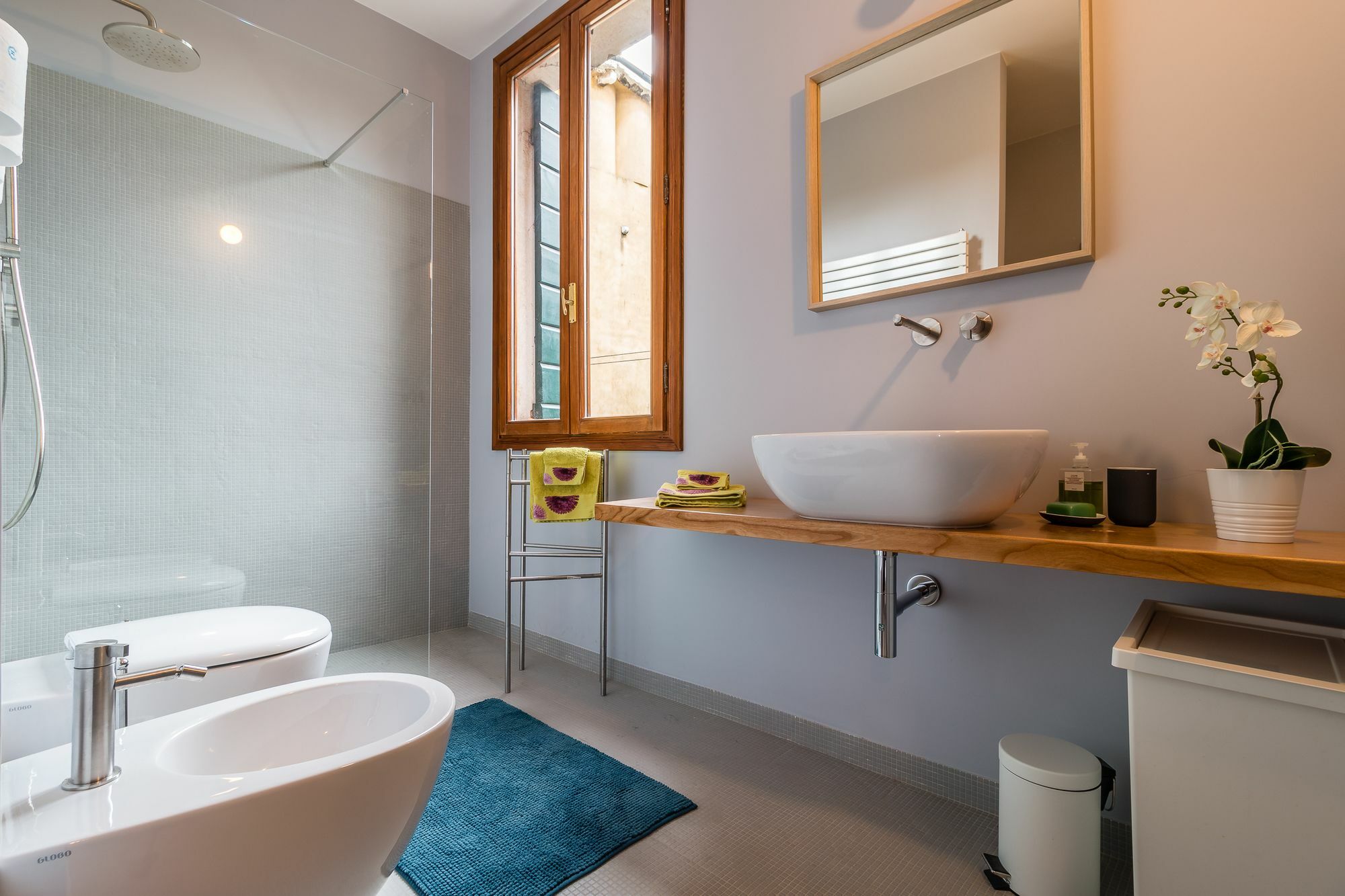 Apartment Spirito Santo Canal View By Lionhost Venice